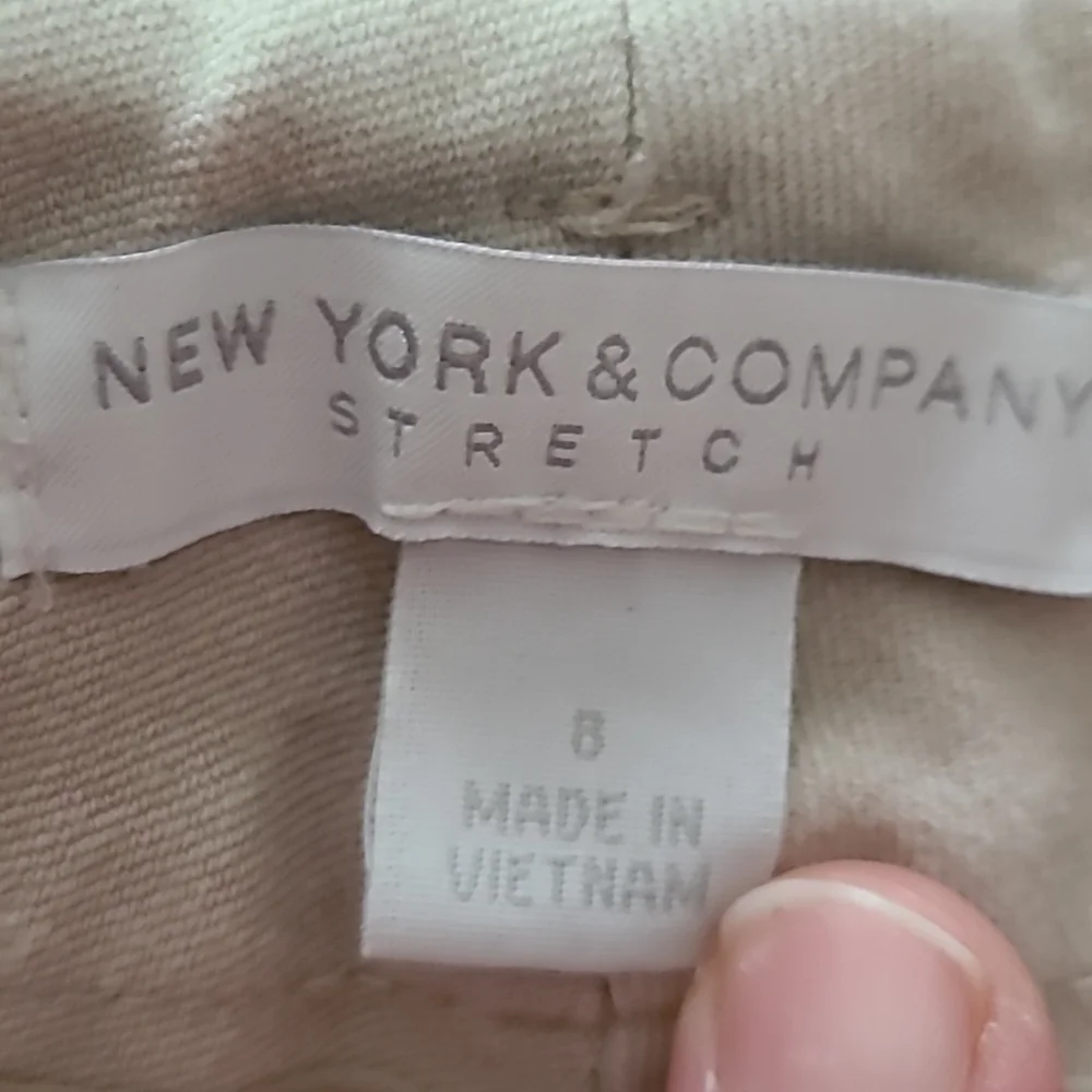 New York and Company Strech Pants - Picture 5 of 5